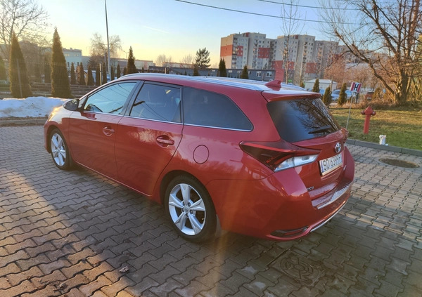 Toyota Auris cena 58999 przebieg: 140000, rok produkcji 2016 z Lublin małe 742